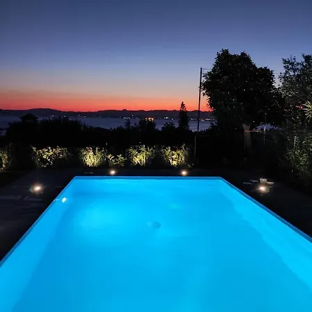 Evilenia Luxury Apartments Kalamata Exterior photo