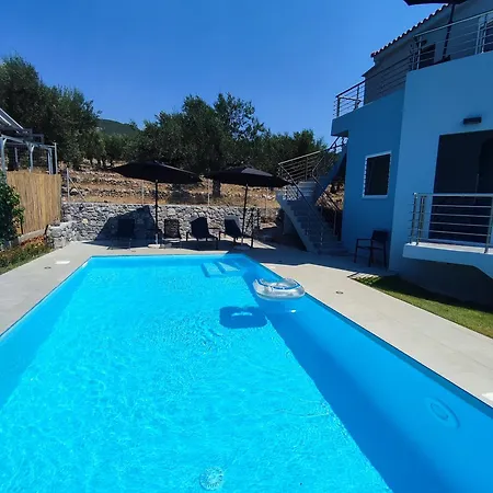 Evilenia Luxury Apartments Kalamata Exterior photo